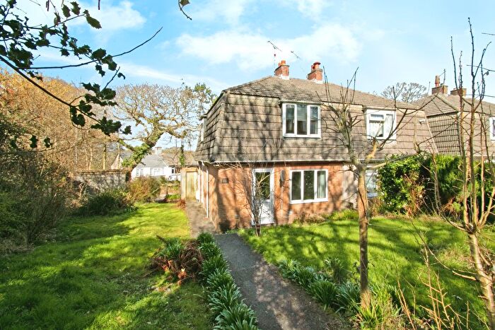 2 Bedroom Semi-Detached House For Sale In Alma Road, Truro, Cornwall, TR1