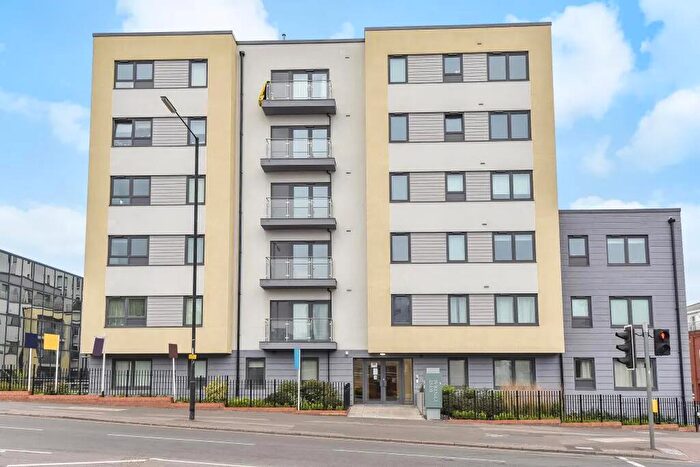 1 Bedroom Apartment To Rent In West Central, Stoke Road, Slough, SL2