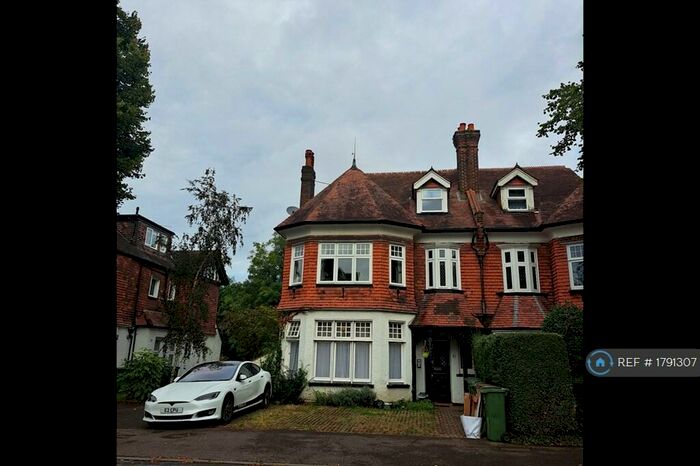 2 Bedroom Flat To Rent In Egmont Road, London, SM2