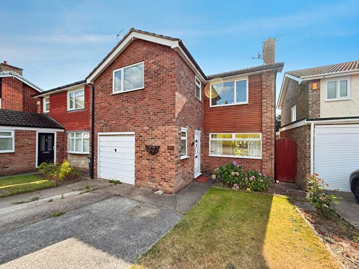 3 Bedroom Detached House For Sale In Bowness Court, Congleton, CW12