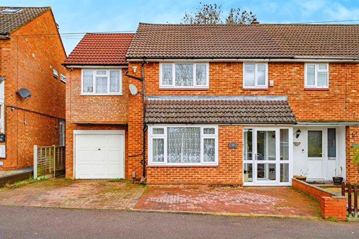 5 Bedroom Semi Detached House For Sale In Kiln Ground, Hemel Hempstead, HP3