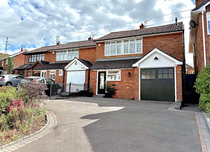 3 Bedroom Detached House For Sale In Gospel End Road, Sedgley, DY3