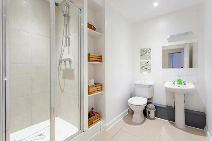 4 Bedroom Terraced House To Rent In Bishops Way, London., E2