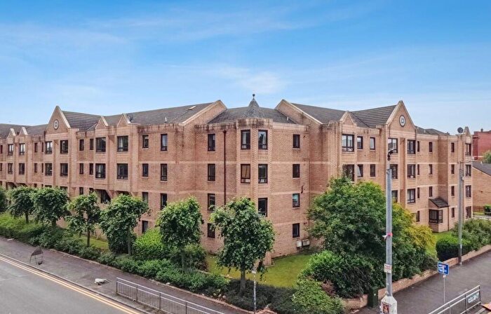 2 Bedroom Flat For Sale In Milnpark Gardens, Flat, Kinning Park, Glasgow, G41