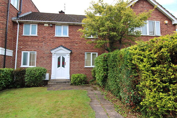 2 Bedroom Terraced House To Rent In North Drive, Off Pershore Road, B5