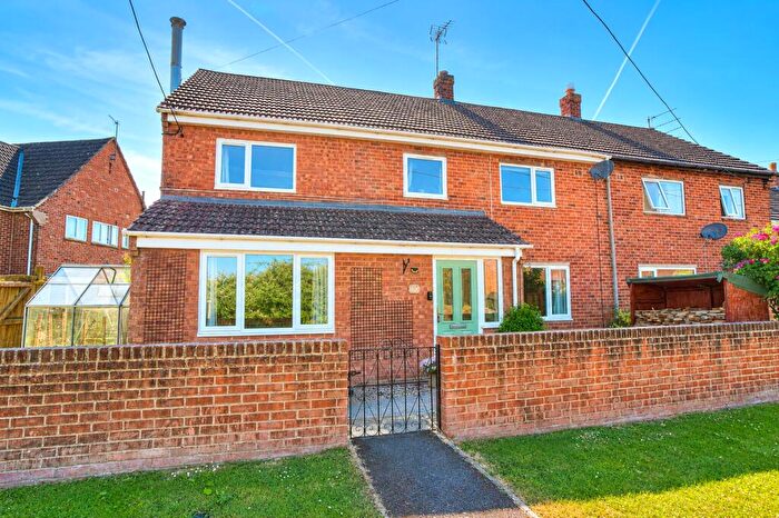 4 Bedroom Semi-Detached House For Sale In Cherry Tree Road, Cricklade, Swindon, Wiltshire, SN6