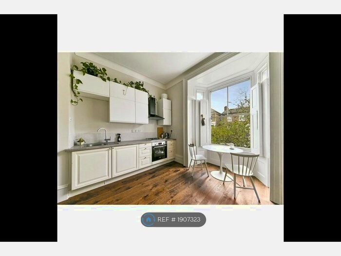 1 Bedroom Flat To Rent In Middleton Road, London, E8