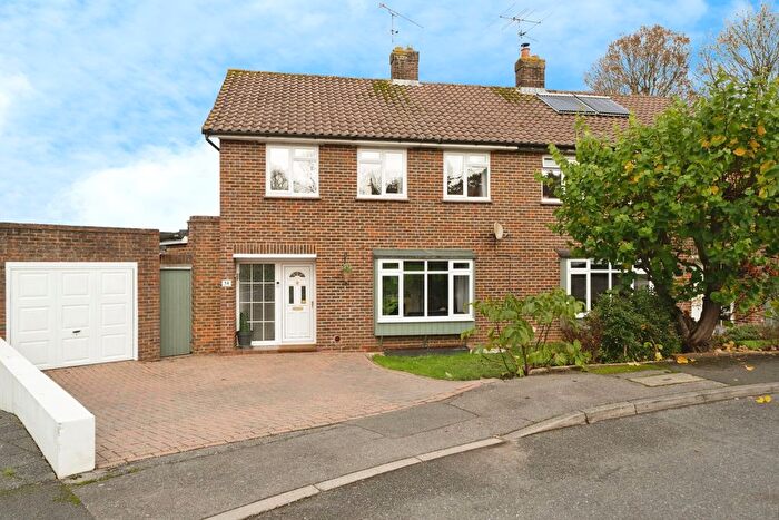 3 Bedroom Semi Detached House For Sale In Yarm Close, Leatherhead, Surrey, KT22