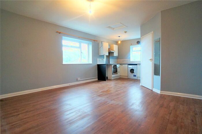 1 Bedroom Studio To Rent In Robin Hood Lane, Chatham, Kent, ME5