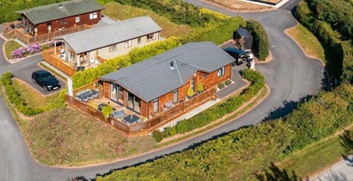 3 Bedroom Park Home For Sale In Ps- – Conwy Lodge Park, Llanrwst Rd, Conwy, LL32