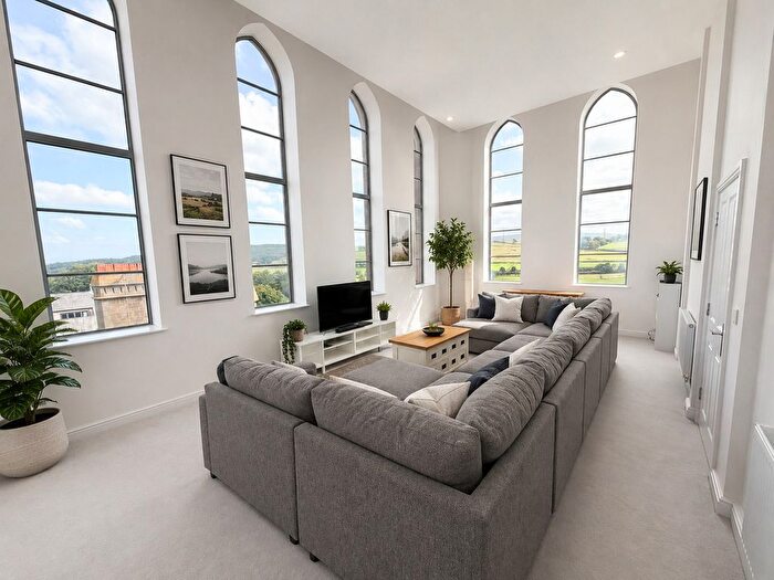 4 Bedroom Penthouse For Sale In Flat, South Wing Kershaw Drive, Lancaster, LA1