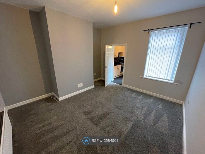 1 Bedroom Flat To Rent In Pelaw, Pelaw, Gateshead, NE10