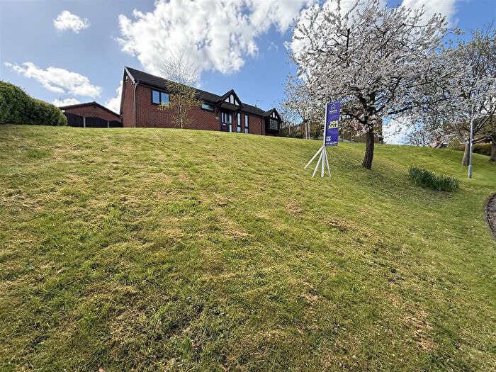 2 Bedroom Detached Bungalow For Sale In Hazelwood Close, Godley, Hyde, SK14