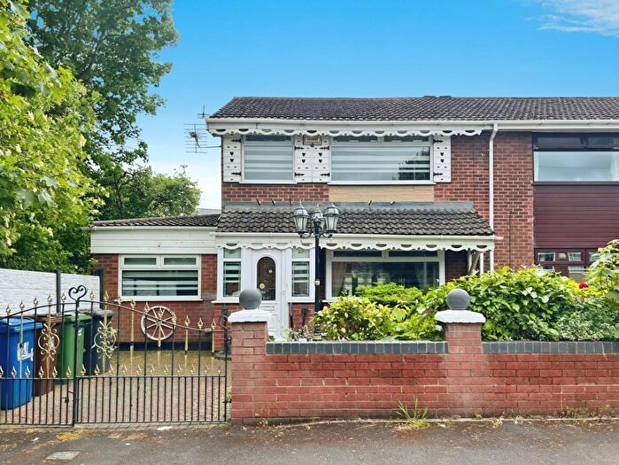 3 Bedroom Semi-Detached House For Sale In Malton Close, Leigh, WN7