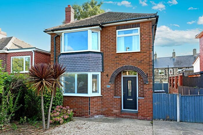 3 Bedroom Detached House For Sale In Ainsdale Road, Royston, S71