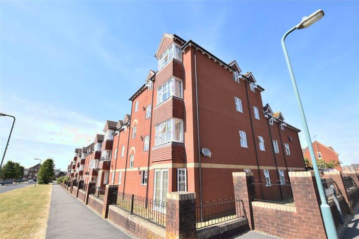 2 Bedroom Apartment To Rent In Arthurs Close, Emersons Green, Bristol, BS16