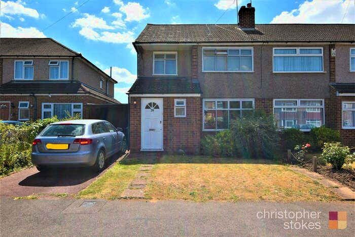 3 Bedroom Semi-Detached House To Rent In Cheshunt, Hertfordshire, Waltham Cross, EN8