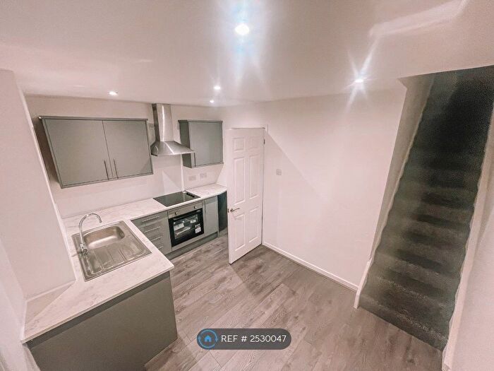 2 Bedroom Terraced House To Rent In Hardshaw Street, St. Helens, WA10