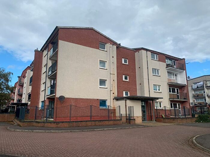 2 Bedroom Flat To Rent In , Southhouse Crescent, Edinburgh, EH17