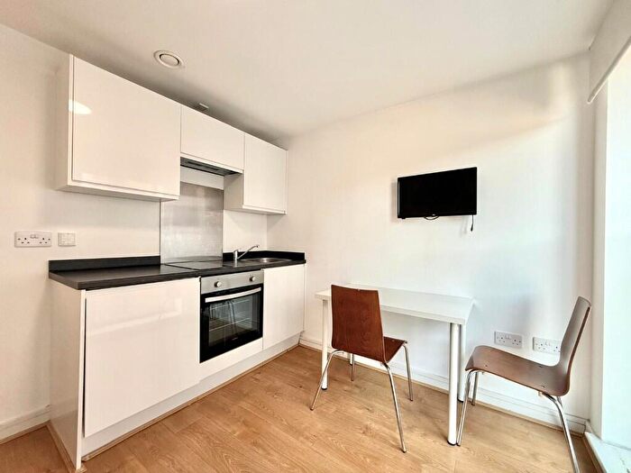 Studio To Rent In Norfolk Street, Liverpool, Merseyside, L1