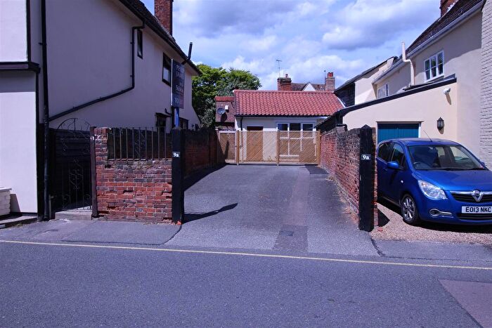 1 Bedroom Cottage To Rent In East Street, Coggeshall, Colchester, CO6