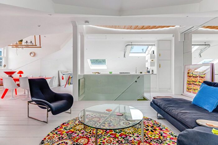 3 Bedroom Flat For Sale In Blomfield Road, Little Venice, London, W9