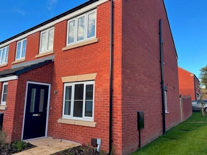 3 Bedroom Semi-Detached House For Sale In George Lees Avenue, Priorslee, Telford, TF2