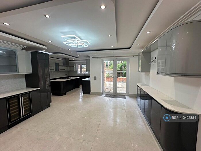 7 Bedroom Detached House To Rent In Windsor Road, Ascot, SL5