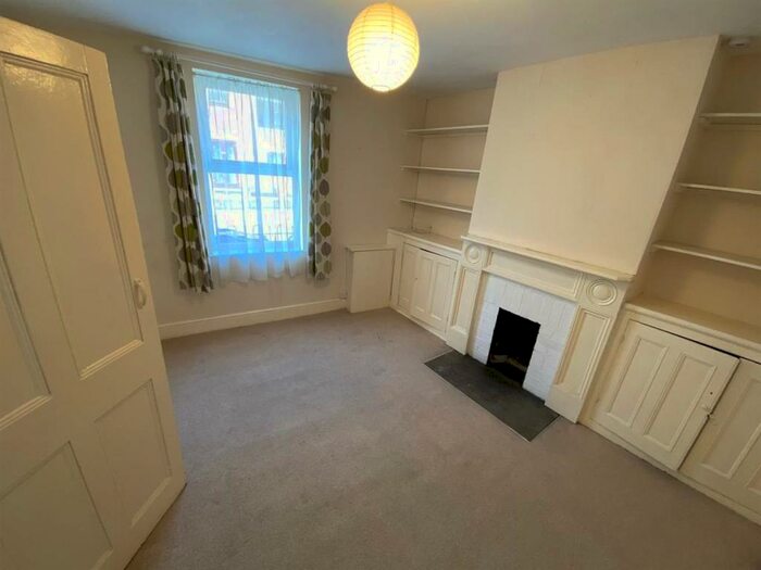 2 Bedroom Terraced House To Rent In Causeway, Banbury, OX16