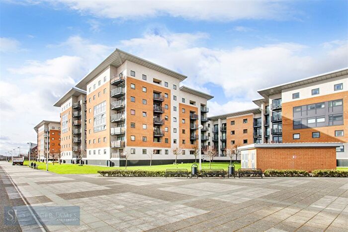 2 Bedroom Flat To Rent In Sheerness Mews, E16