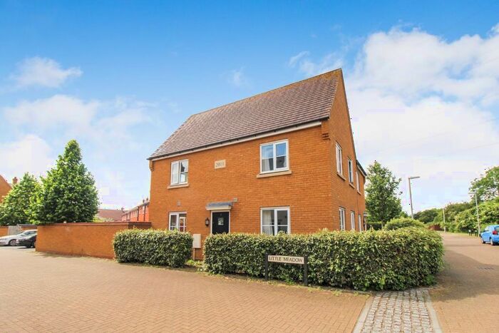 3 Bedroom Semi-Detached House To Rent In Little Meadow, Marston Moretaine, Bedford, MK43