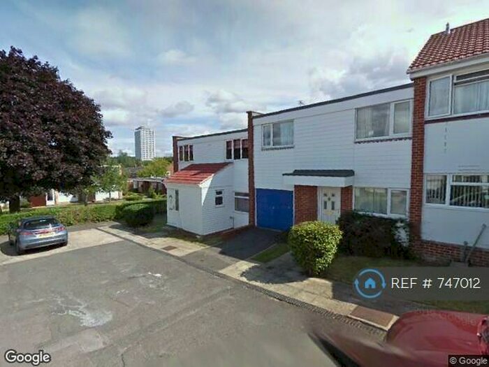 3 Bedroom End Of Terrace House To Rent In Thames Court, Basingstoke, RG21