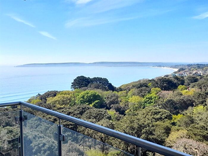 2 Bedroom Apartment For Sale In Admirals Walk, West Cliff Road, Bournemouth, BH2
