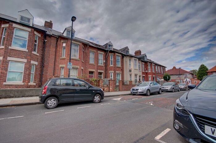 8 Bedroom Property To Rent In Manor House Road, Newcastle Upon Tyne, NE2