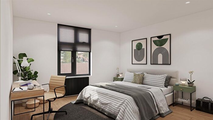 1 Bedroom Flat To Rent In Northfield Avenue, Ealing, W13