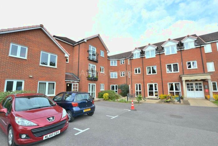 1 Bedroom Flat To Rent In Milward Court, Warwick Road, Reading, RG2