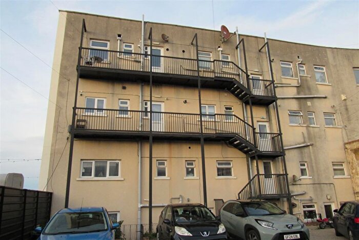 1 Bedroom Flat To Rent In Central Parade, Herne Bay, CT6