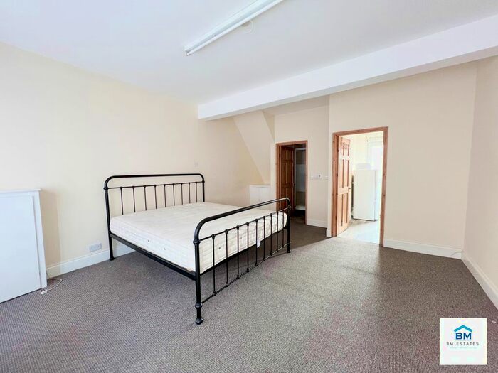 1 Bedroom Flat To Rent In Dashwood Road, Leicester, LE2