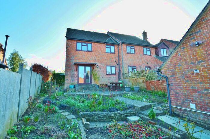 3 Bedroom Terraced House For Sale In The Laurels, Tetsworth, OX9