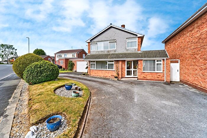 4 Bedroom Detached House For Sale In Launceston Road, Walsall, West Midlands, WS5