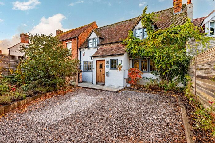 3 Bedroom Cottage For Sale In Rune Cottage, High Street, Bidford-On-Avon, B50
