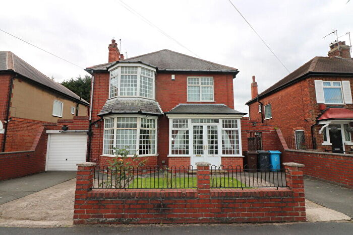 4 Bedroom Detached House To Rent In Allderidge Avenue, HU5