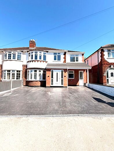 6 Bedroom Semi-Detached House For Sale In Leicester Road, Wigston, LE18