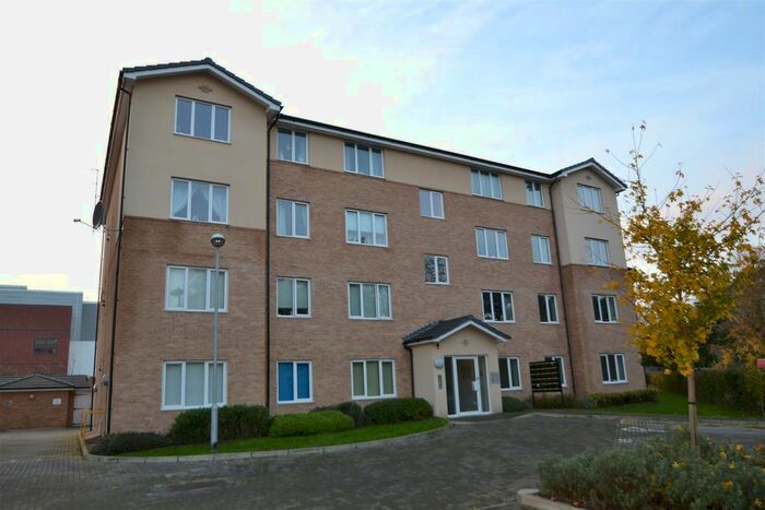 2 Bedroom Flat To Rent In Hertford Road, Hoddesdon, EN11