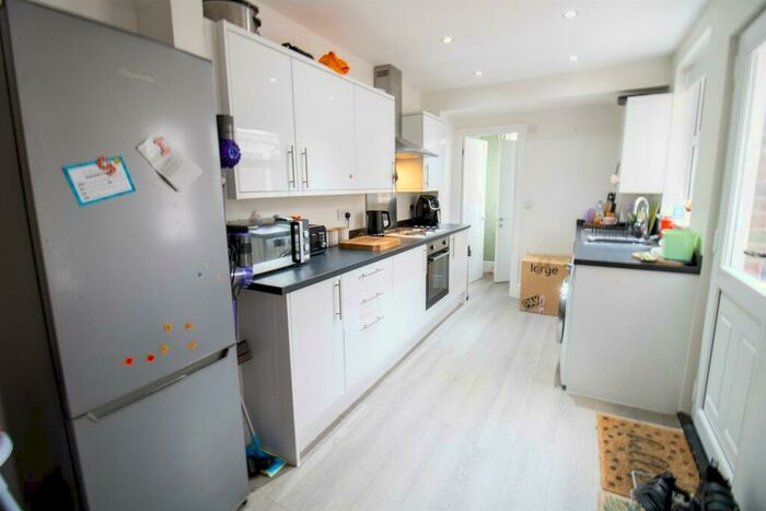 3 Bedroom Property To Rent In Stanley Road, Halstead, CO9