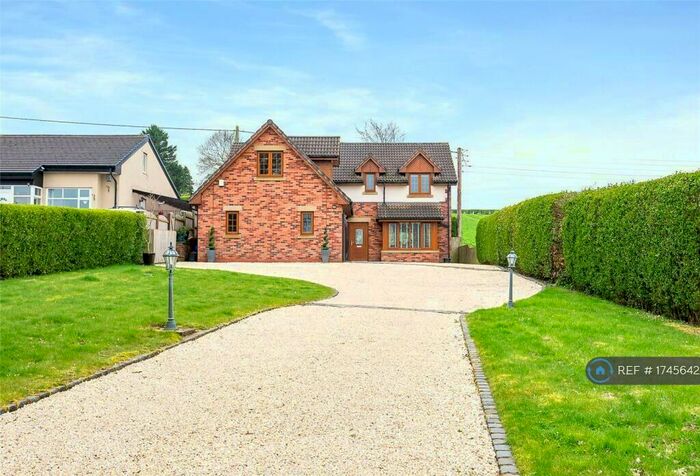 5 Bedroom Detached House To Rent In Preston New Road, Mellor Brook, Blackburn, BB2