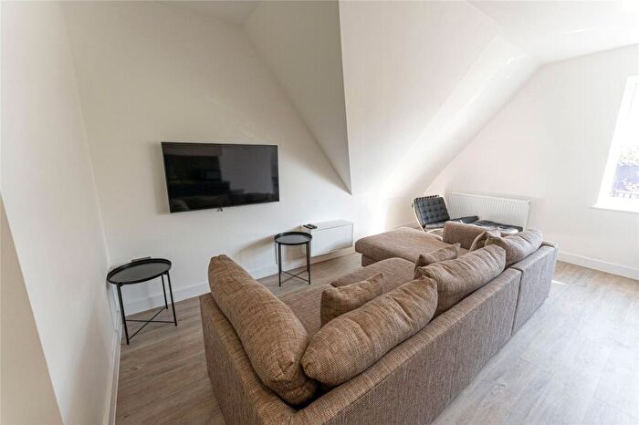 2 Bedroom Apartment To Rent In Royal House, Princes Gate, - Homer Road, Solihull, B91