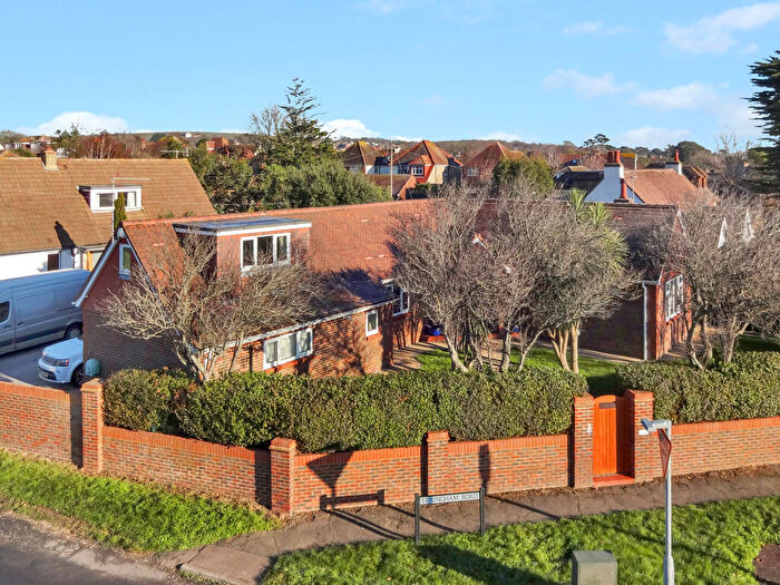 4 Bedroom Detached House For Sale In Upper Shoreham Road, Shoreham-by-Sea, BN43