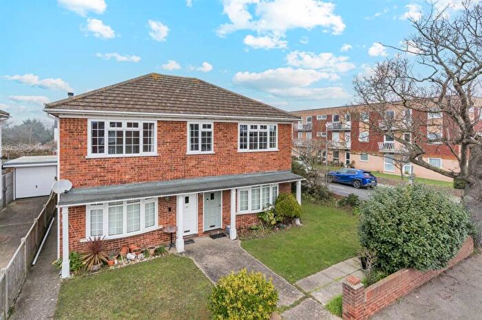 2 Bedroom Maisonette For Sale In Northwood Road, Tankerton, Whitstable, CT5
