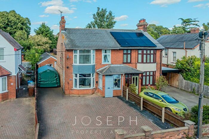 3 Bedroom Semi Detached House For Sale In Norwich Road, Ipswich, IP1